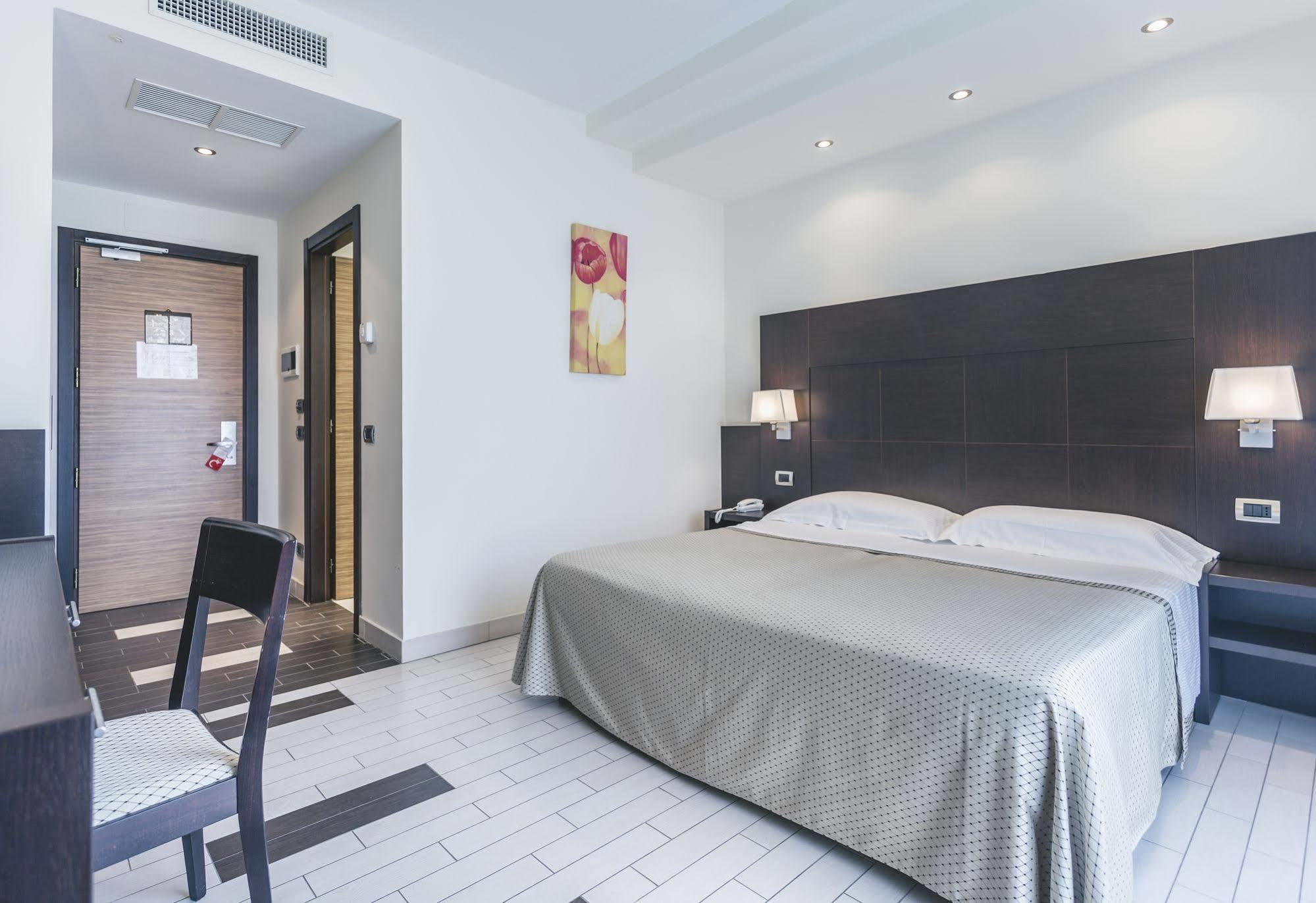 Hotel Principe Residence Vasto Zewnętrze zdjęcie